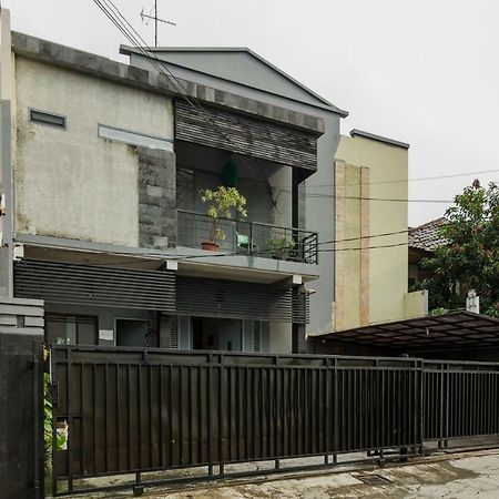 Reddoorz Syariah Near Pondok Indah Mall 3 Jakarta Exteriér fotografie