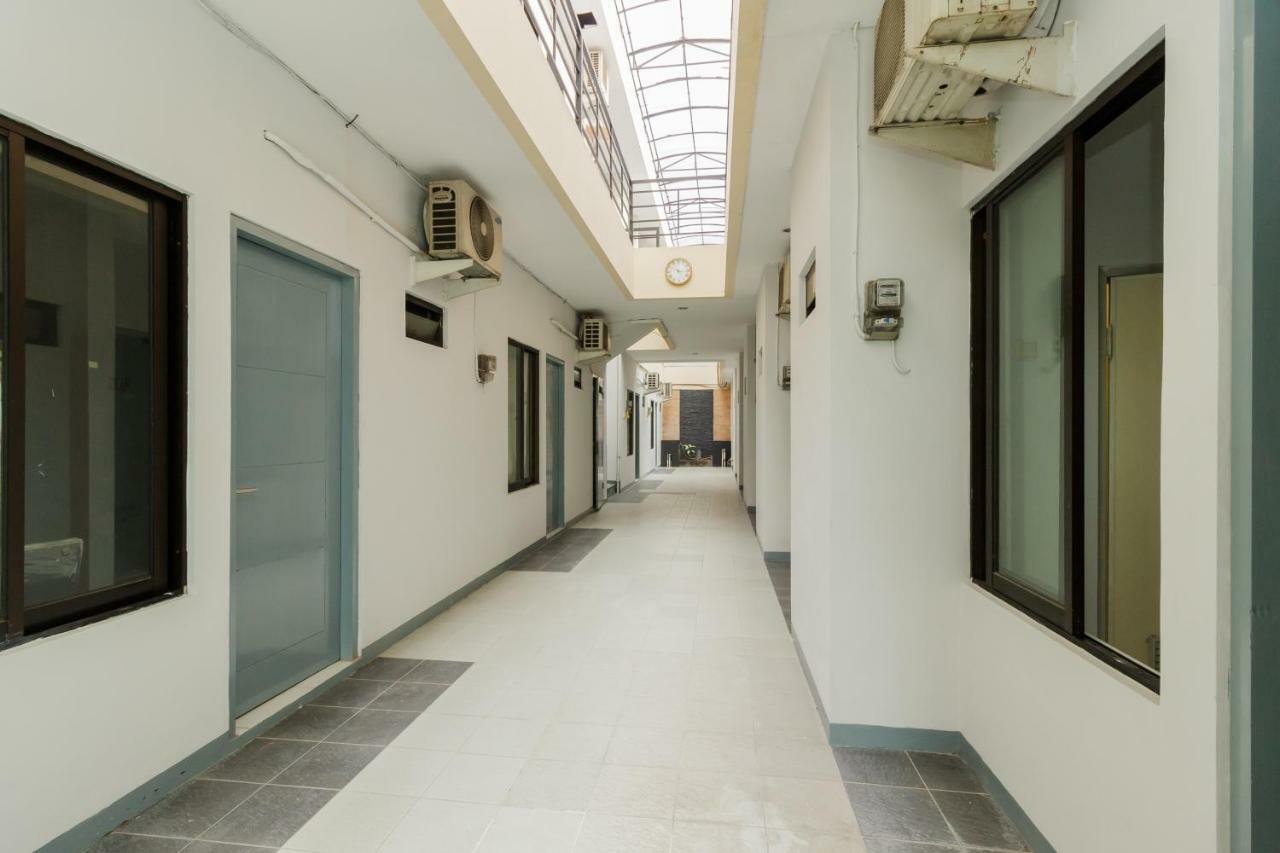 Reddoorz Syariah Near Pondok Indah Mall 3 Jakarta Exteriér fotografie