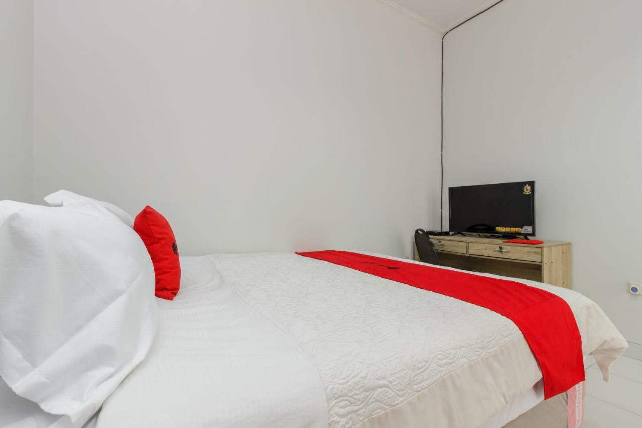Reddoorz Syariah Near Pondok Indah Mall 3 Jakarta Exteriér fotografie