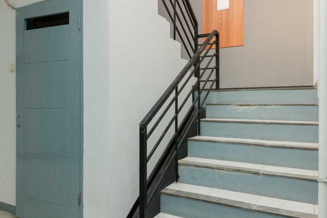 Reddoorz Syariah Near Pondok Indah Mall 3 Jakarta Exteriér fotografie